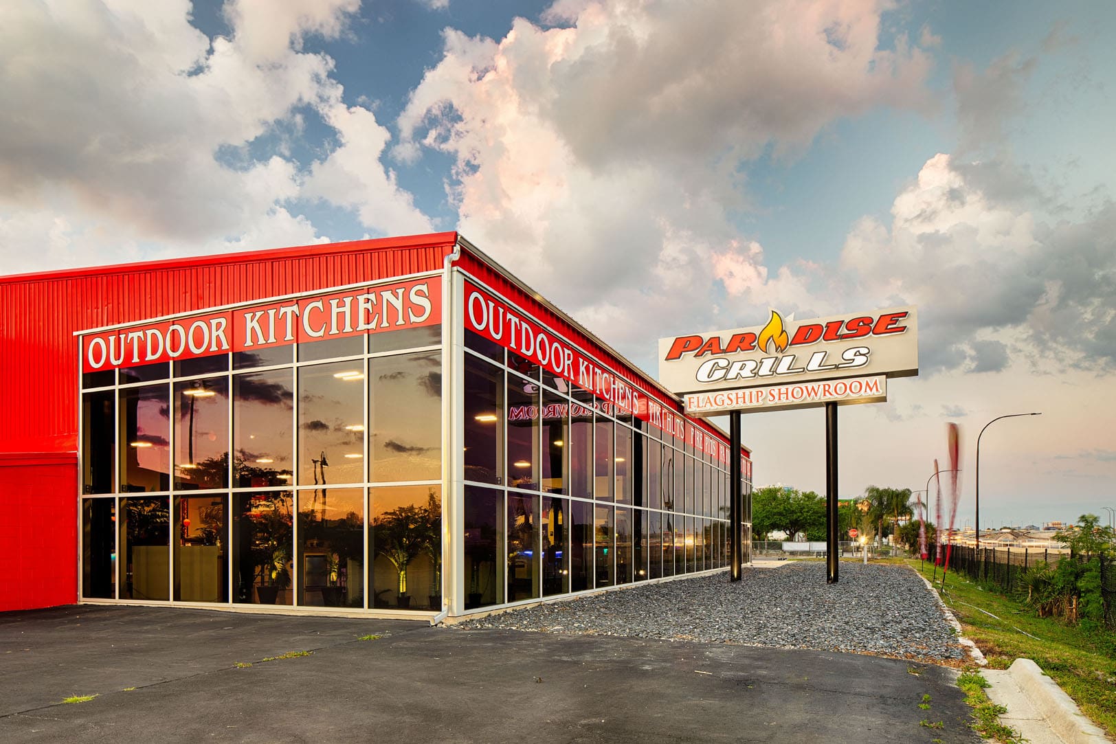 Paradise Grills - Interstruct